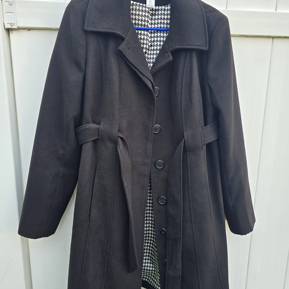 Motherhood Maternity Black Trench Coat with Notched Lapel and Self-Tie Belt